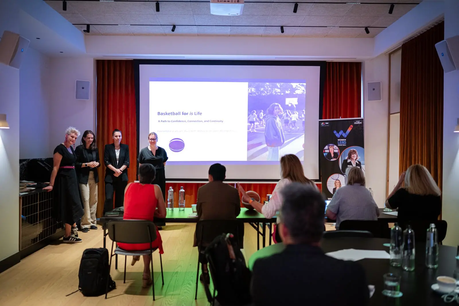 Teuta Abdullahu diplomon në programin ndërkombëtar WiLead